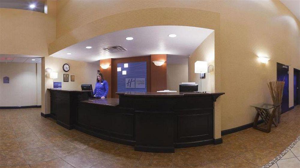 Holiday Inn Express Hotel & Suites Sioux Falls-Brandon By Ihg Exterior foto