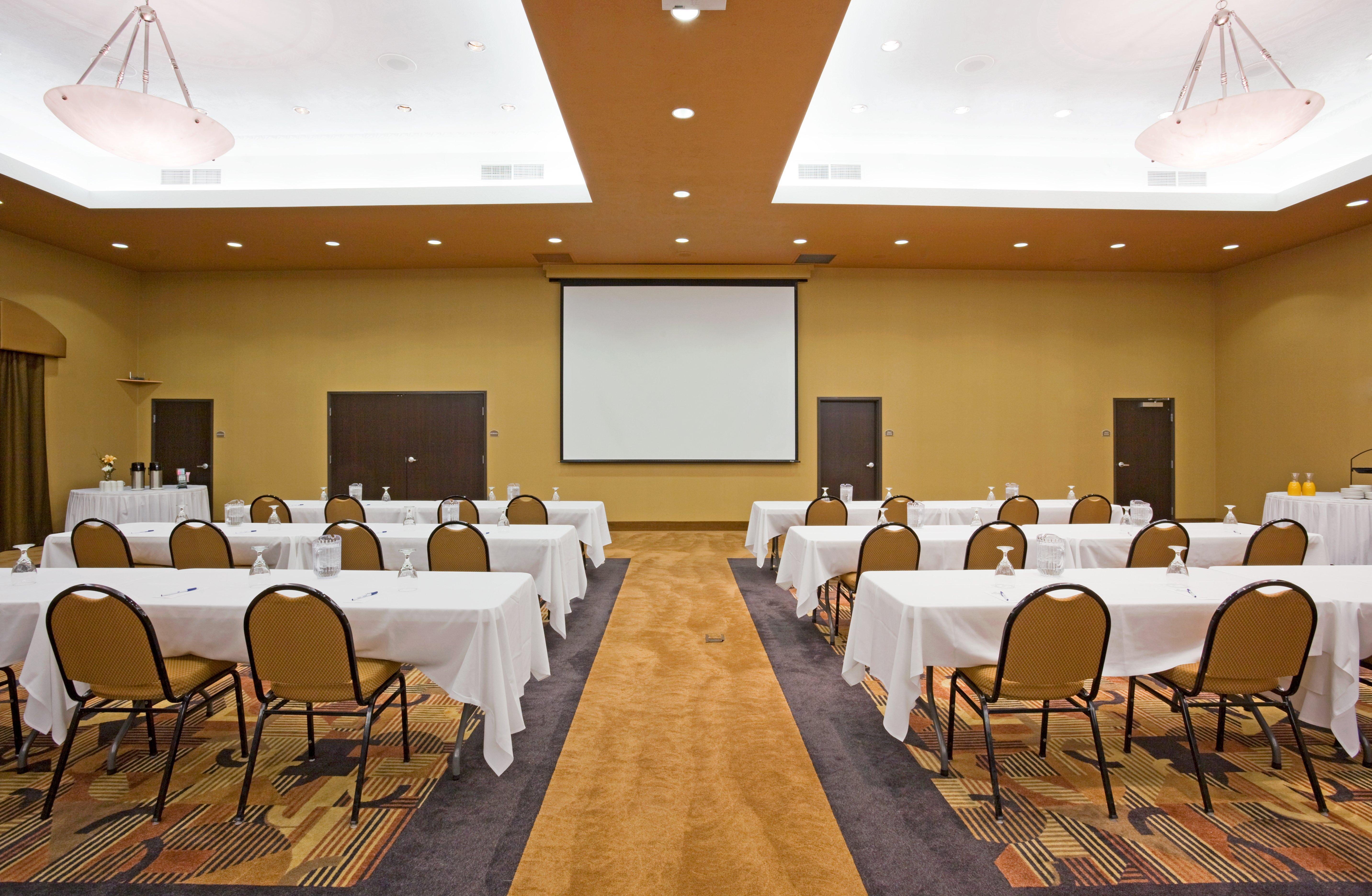 Holiday Inn Express Hotel & Suites Sioux Falls-Brandon By Ihg Exterior foto