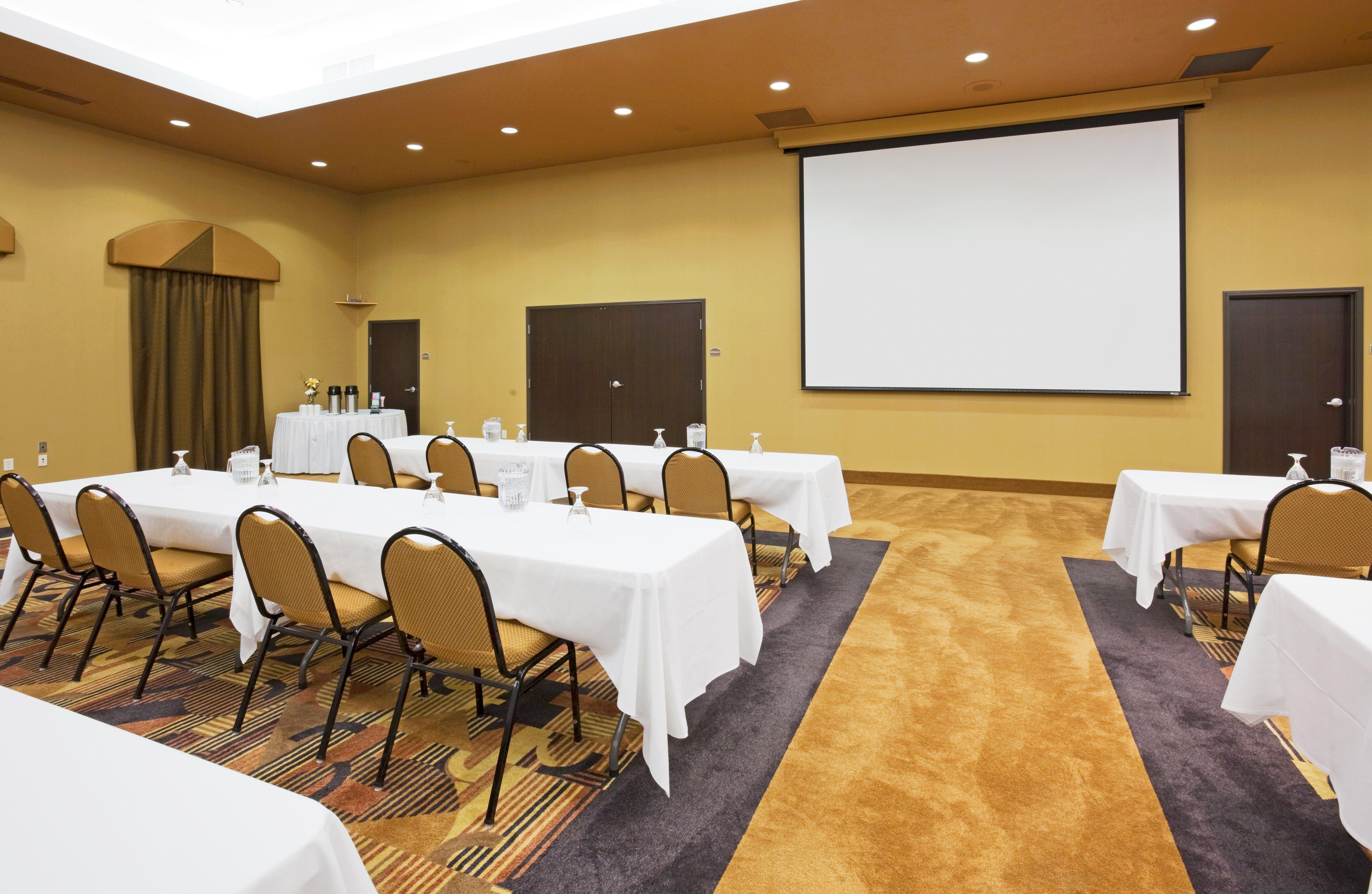Holiday Inn Express Hotel & Suites Sioux Falls-Brandon By Ihg Exterior foto